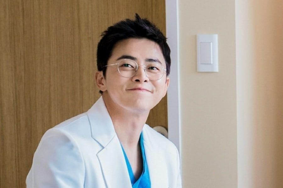 Jo Jung Suk est un chirurgien qui est aussi l'âme de la fête dans le drame à venir 