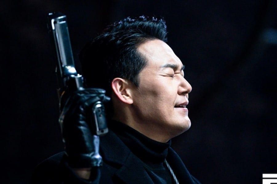 Park Sung Woong est un méchant impitoyable dans le prochain drame de science-fiction de Choi Jin Hyuk