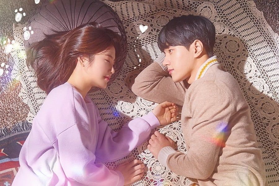 Shin Ye Eun et L d'INFINITE se détendent avec la chaleur du soleil sur les affiches 