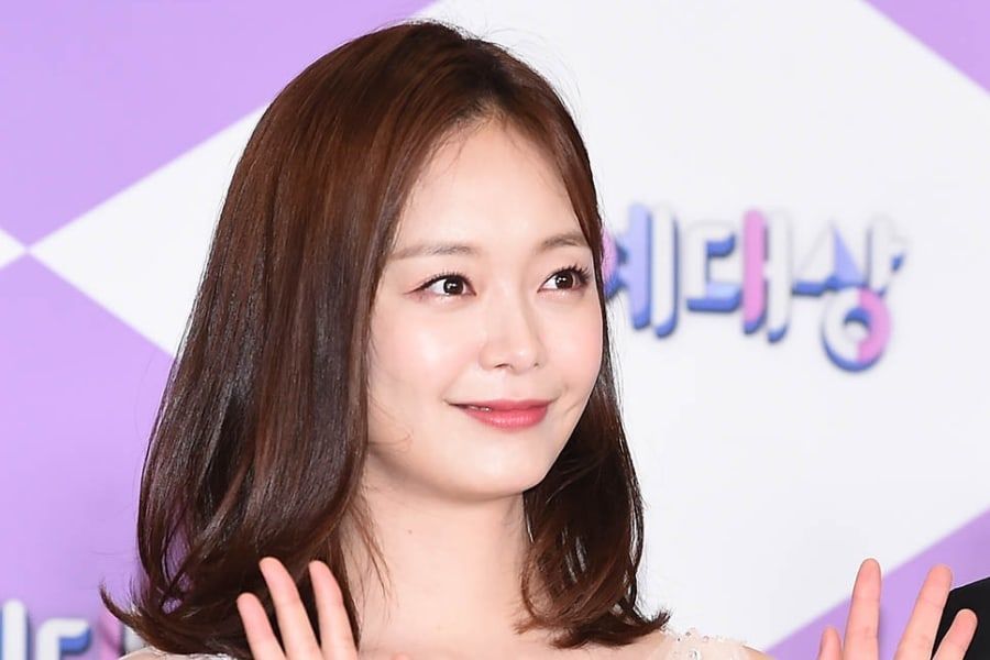 Jun So Min fera une pause temporaire de toutes ses activités, y compris «Running Man», en raison de problèmes de santé