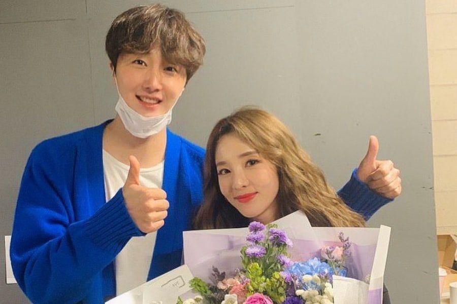 Jung Il Woo encourage Sandara Park dans sa comédie musicale + elle remercie pour leur amitié de 12 ans