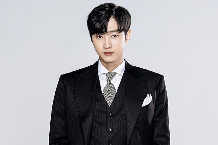 Jinyoung de B1A4 participe à une campagne pour aider les entreprises locales pendant la pandémie de COVID-19