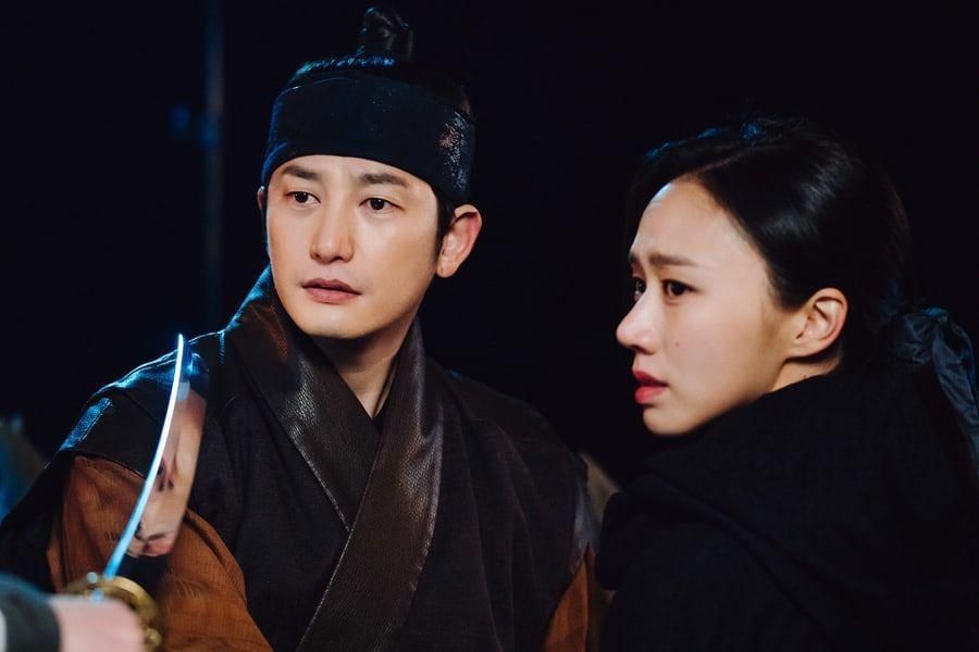 Park Shi Hoo et Go Sung Hee partagent des retrouvailles dangereuses lors de la première de 