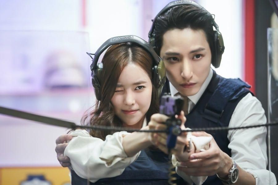 Jin Se Yeon et Lee Soo Hyuk se rapprochent lors d'un rendez-vous sur le stand de tir dans 