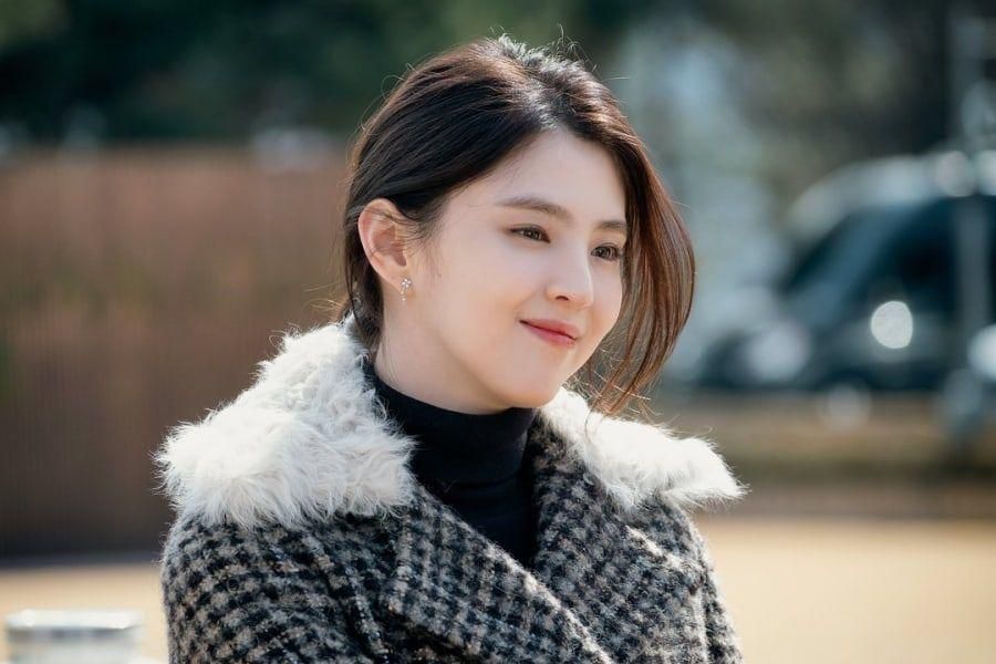 Han So Hee parle d'empathie avec son personnage «Le monde des mariés», sa scène de lit avec Park Hae Joon, et plus encore