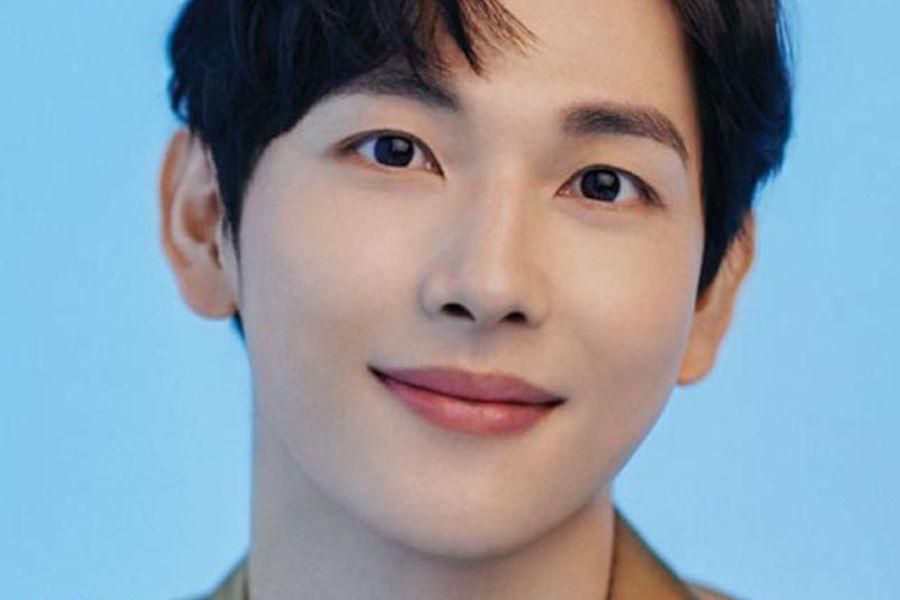 Im Siwan parle de la façon dont il s'est préparé pour son nouveau film, de sa passion pour le théâtre et plus encore.