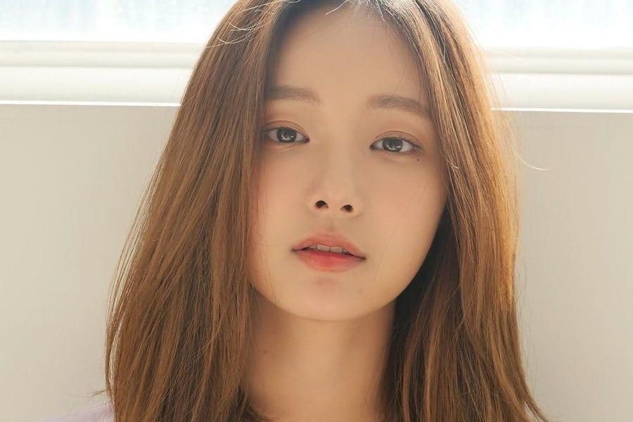 [Mise à jour] Yeonwoo donne des éclaircissements sur son précédent post où il s'est ouvert aux fans sur son changement de carrière