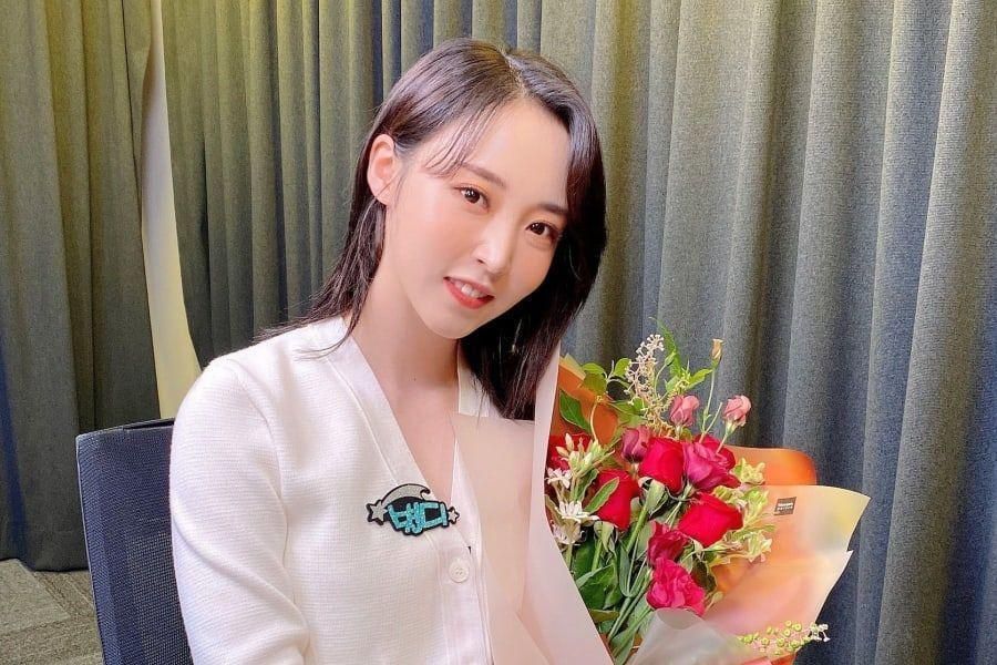 Moonbyul de MAMAMOO obtient le soutien d'amis idoles en devenant animateur de radio + nomme l'idole qu'elle veut avoir comme invité