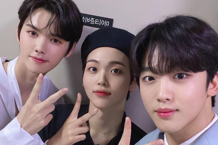 Kim Yo Han partage une photo avec les ex-coéquipiers du X1 Hyeongjun et Minhee