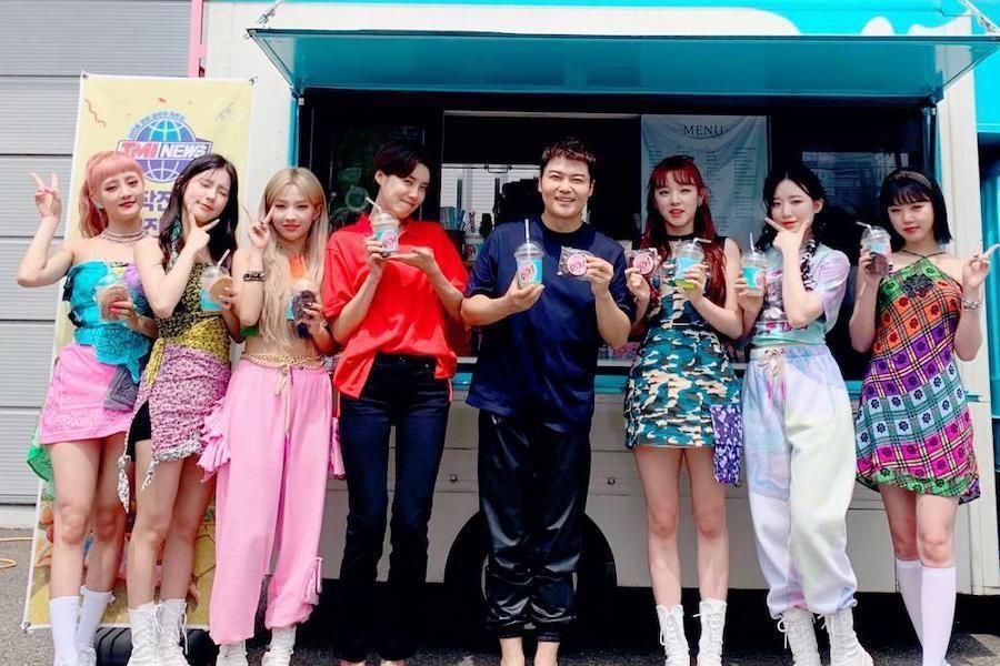 (G) I-DLE envoie à Jun Hyun Moo un camion de café après que de mauvaises paroles de «DUMDi DUMDi» sont devenues virales