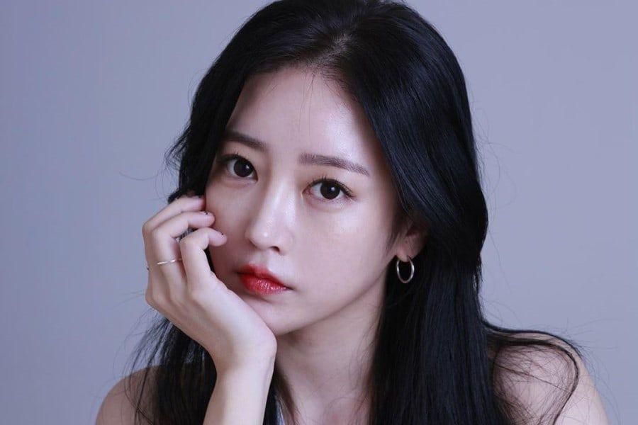 Soyeon, ancienne membre de T-ara, annonce ses débuts en solo