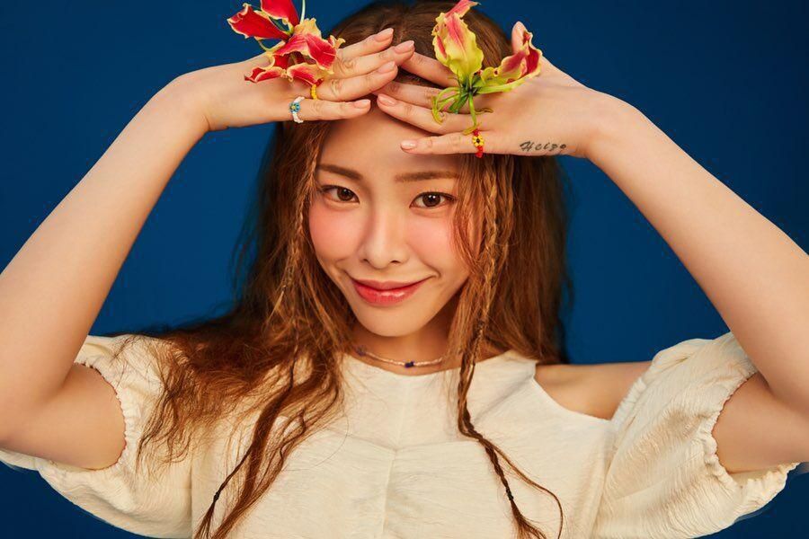 Heize signe avec le label PSY, P NATION