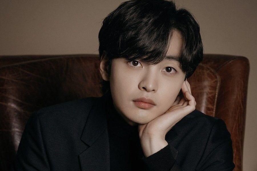 Kim Min Jae parle de jouer du piano sur 