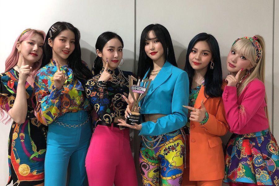 GFRIEND obtient la deuxième victoire pour «MAGO» sur «Show Champion»; Performances de BTOB 4U, AB6IX, MOMOLAND et plus