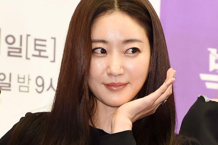 Kim Sa Rang partage ses réflexions sur son retour dramatique après 5 ans avec «La déesse de la vengeance»