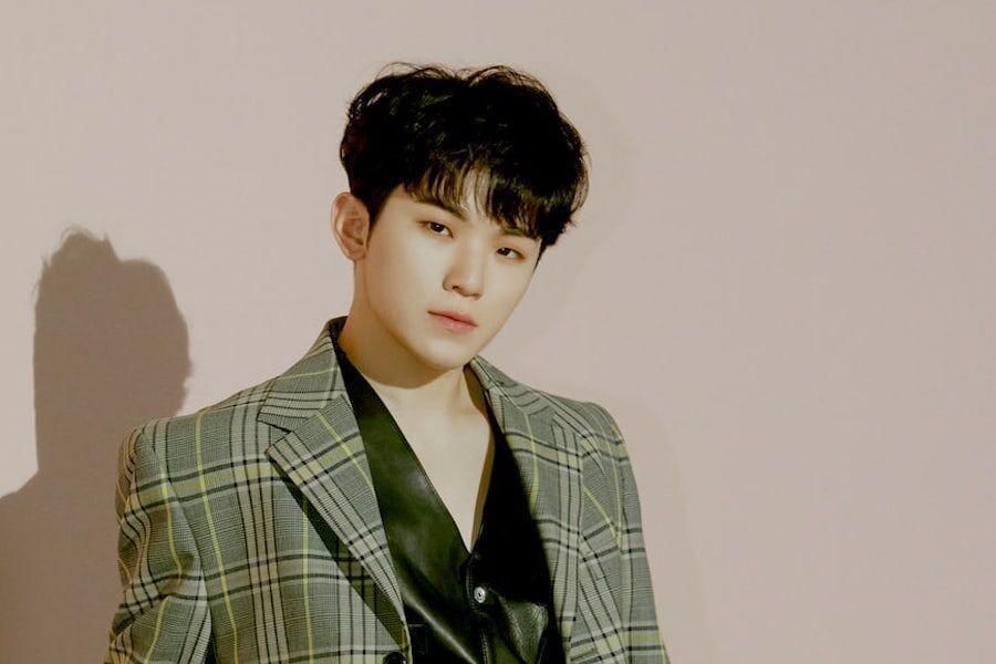 Woozi de SEVENTEEN partage une douce reprise de «Versace On The Floor» de Bruno Mars