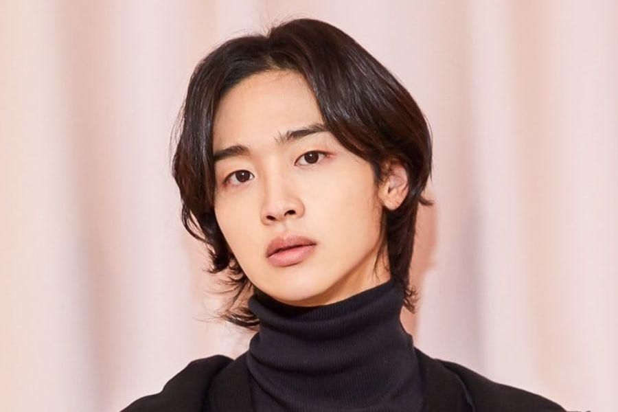 Jang Dong Yoon se blesse au coude en raison d'une chute de cheval lors du tournage de son drame