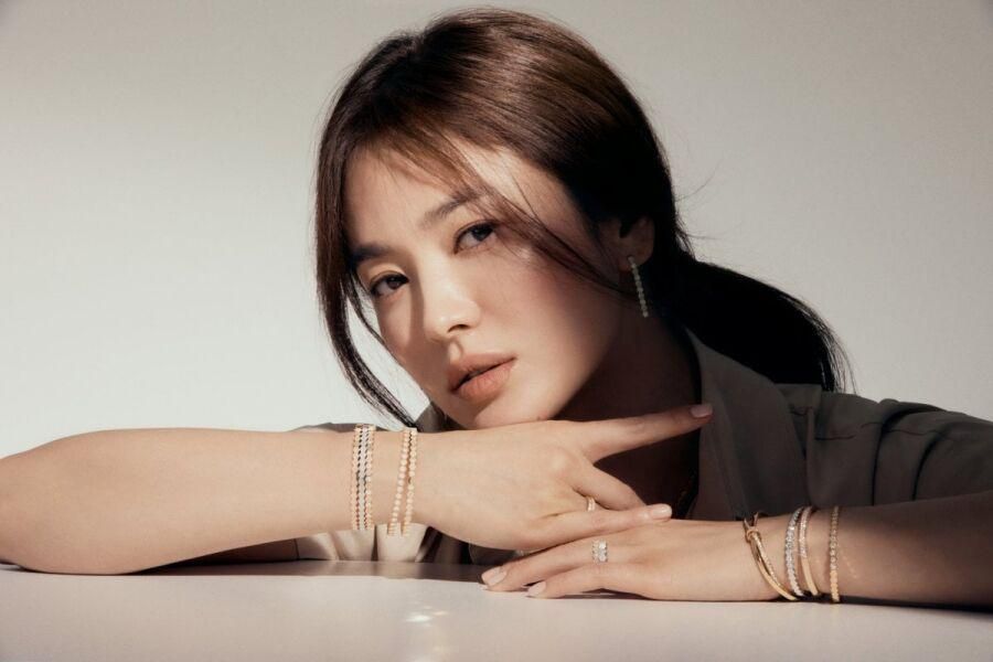 Song Hye Kyo a confirmé son rôle dans le nouveau drame de l'écrivain 