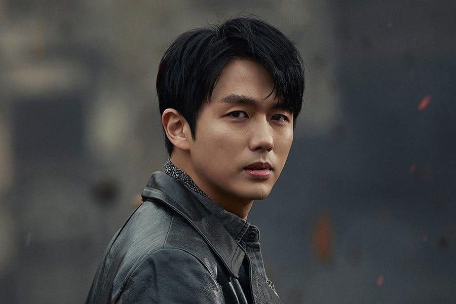 Im Seulong de 2 AM reçoit un billet pour un accident de voiture impliquant un piéton traversant imprudemment