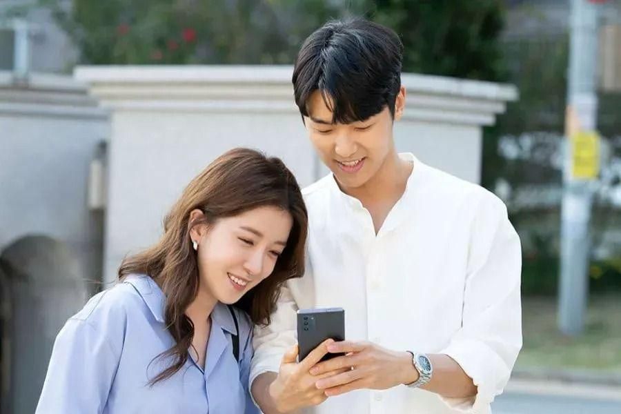 Jung In Sun et Kang Min Hyuk de CNBLUE parlent de la représentation d'une relation avec laquelle on peut s'identifier dans le prochain drame «Comment avoir trente ans»