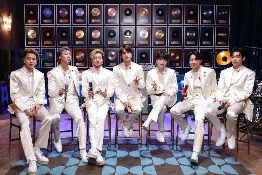 BTS enchante avec les performances de «BE» de Coldplay et de «Fix You» sur «MTV Unplugged»