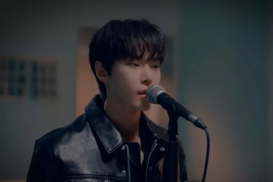 Doyoung de NCT interprète une reprise captivante de «Falling» de Harry Styles