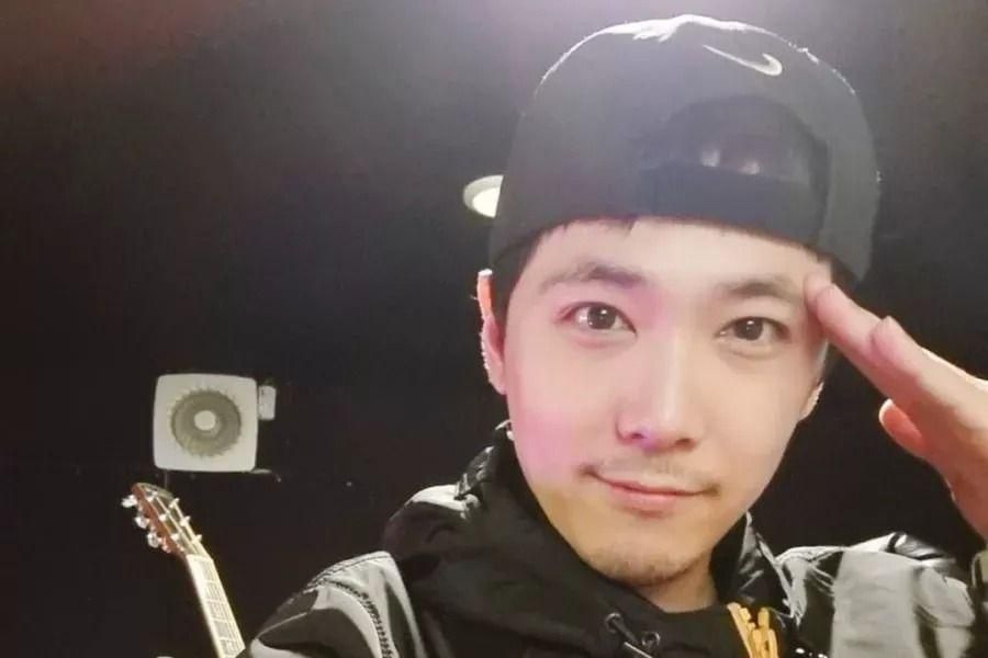 Lee Hong Ki de FTISLAND célèbre sa libération de l'armée avec un doux message aux fans