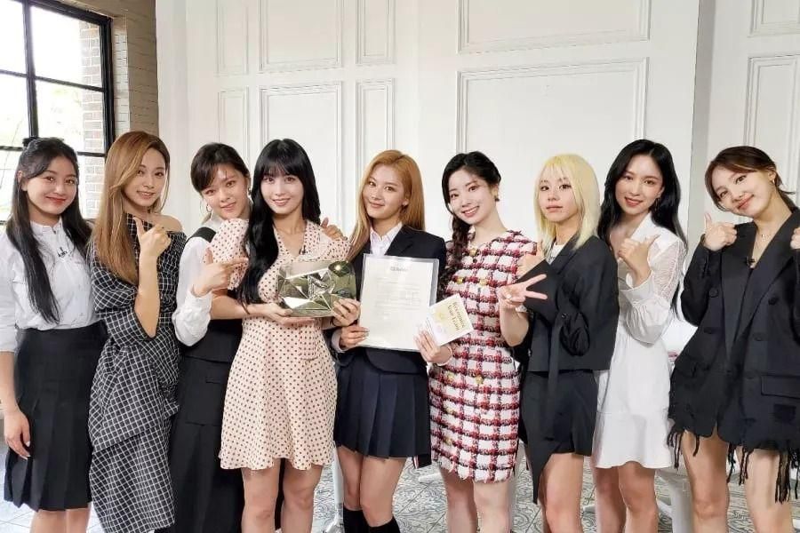 TWICE devient le quatrième groupe K-Pop à recevoir le 