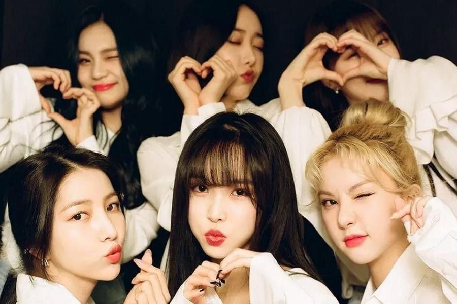 GFRIEND aborde leur dissolution et remercie les fans dans des lettres manuscrites