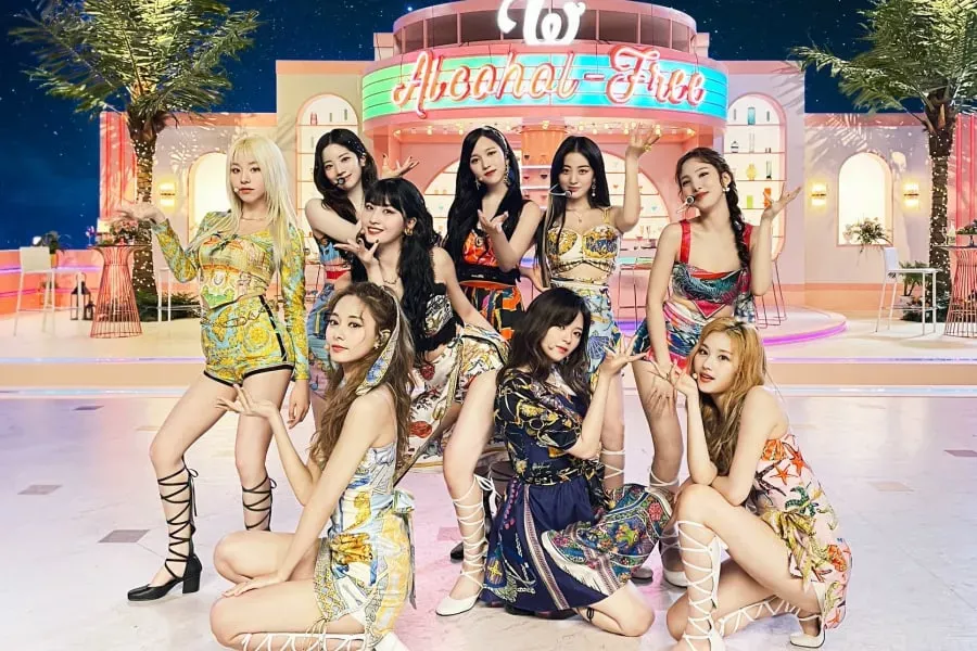 TWICE lance une nouvelle chanson 