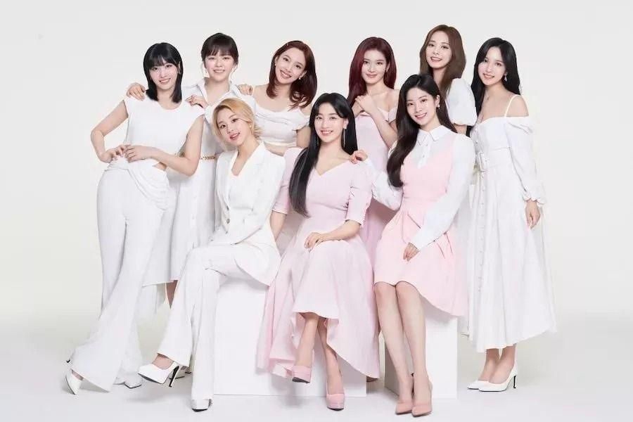 TWICE annonce des plans pour son premier single numérique en anglais complet