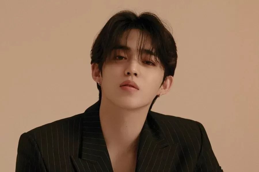 S.Coups de SEVENTEEN se fait mal à l'épaule + pour faire une pause dans les activités