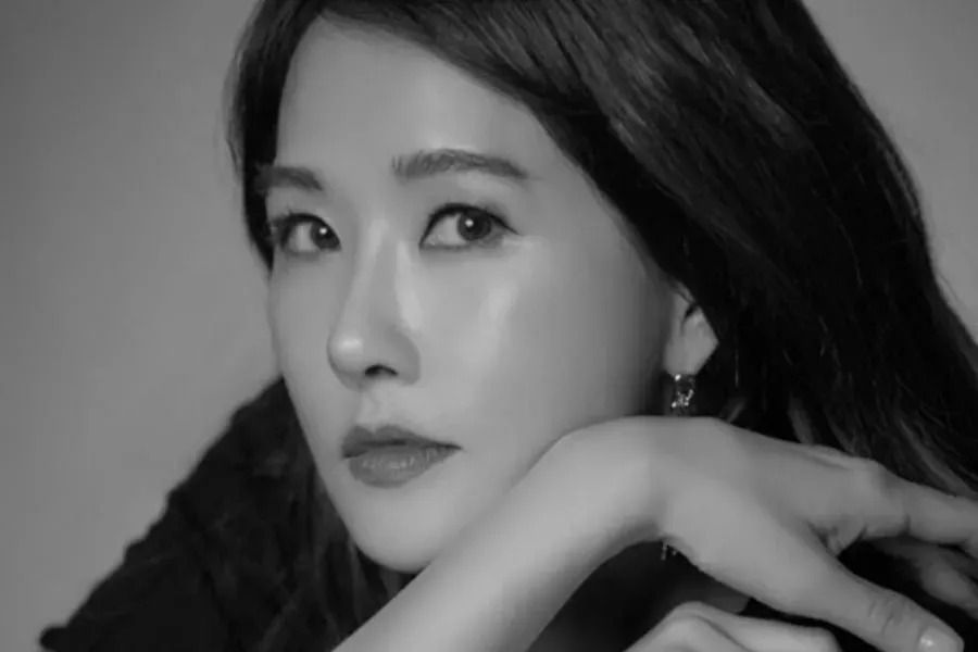 Kim Sun Ah en pourparlers pour jouer dans le nouveau drame de JTBC