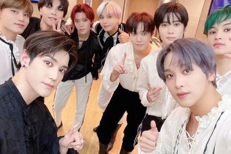 NCT 127 remporte la première victoire avec « Favorite (Vampire) » ; Performances de 2AM, THE BOYZ, Super Junior D&E, et plus