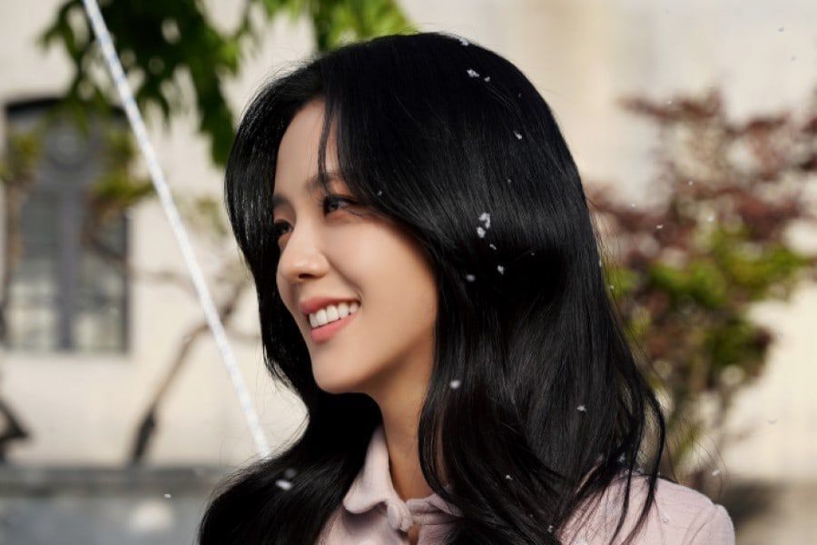 Jisoo parle de travailler avec Jung Hae In sur 