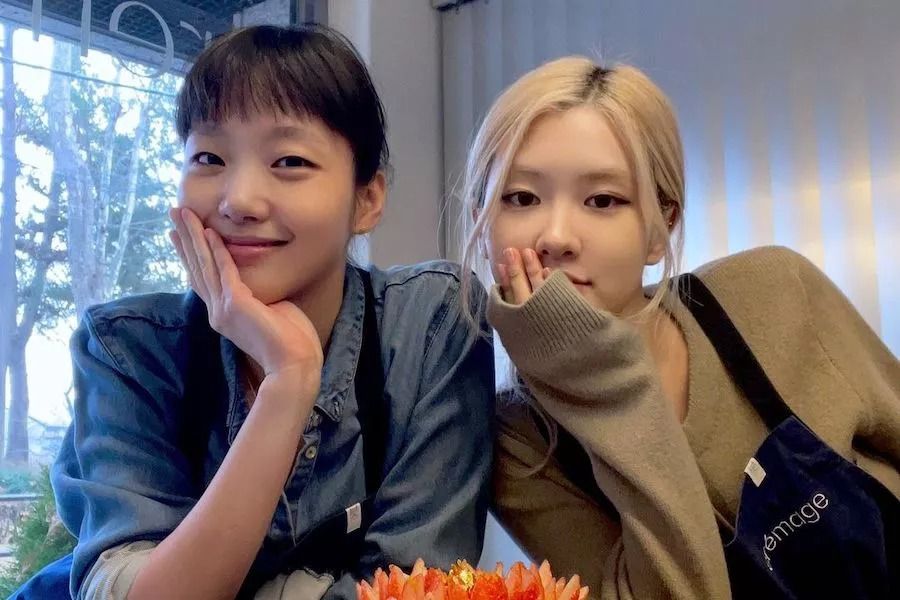 Kim Go Eun et Rosé de BLACKPINK montrent leur douce amitié