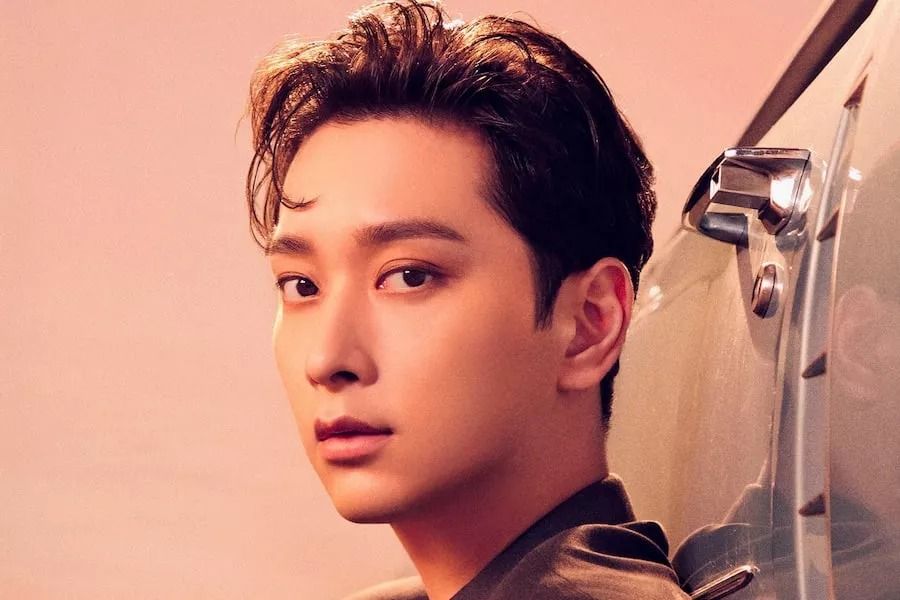 [Breaking] Chansung de 2 PM annonce le mariage et la grossesse à sa fiancée + quitter JYP Entertainment en janvier