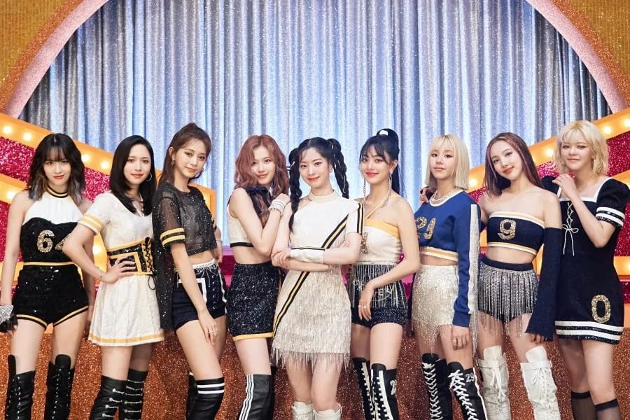 TWICE fait ses débuts sur la liste de lecture Pop Radio de Billboard pour la première fois avec 