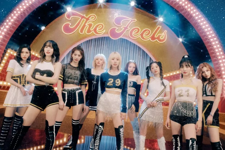 TWICE établit un nouveau record de groupe féminin alors que 