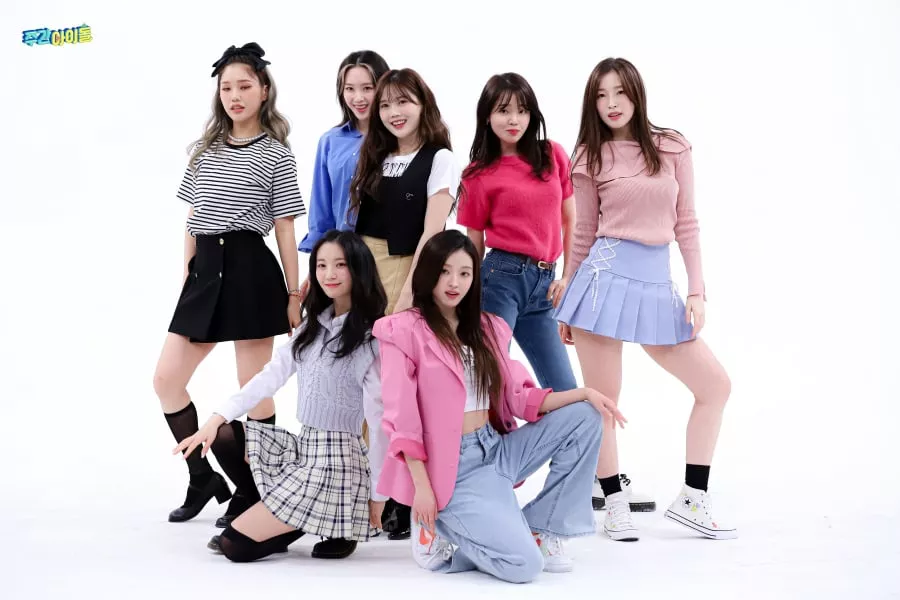 Oh My Girl reprend Taeyeon et IU de Girls' Generation dans 