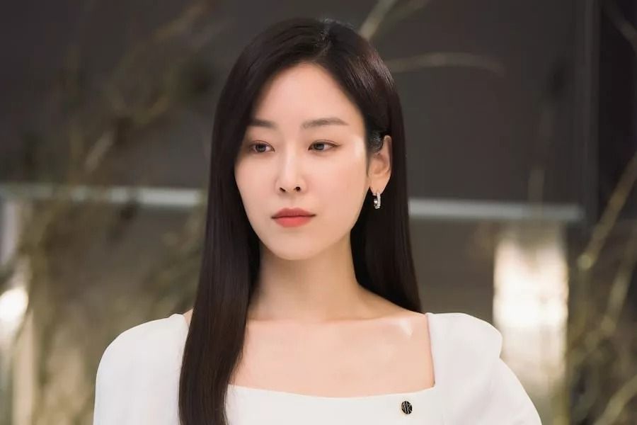 Seo Hyun Jin est une avocate à succès qui brise le plafond de verre dans le drame à venir 