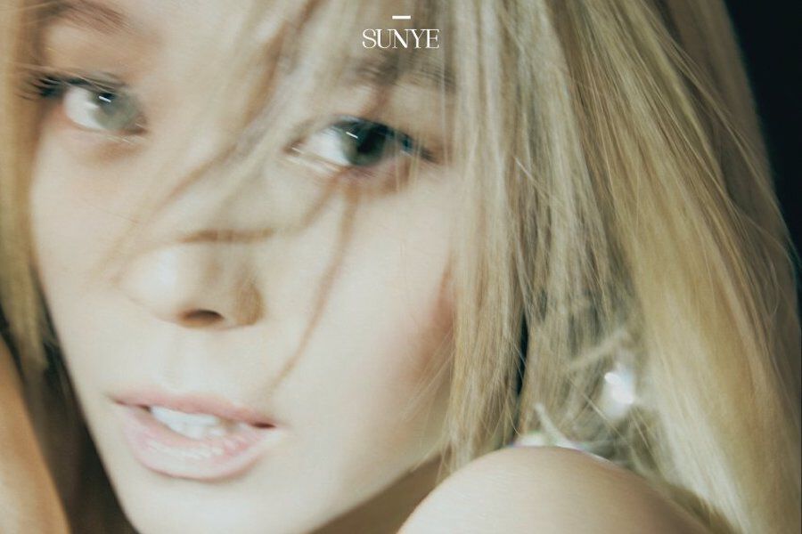 Sunye, ancienne membre des Wonder Girls, sortira son premier album solo intitulé « GENUINE »