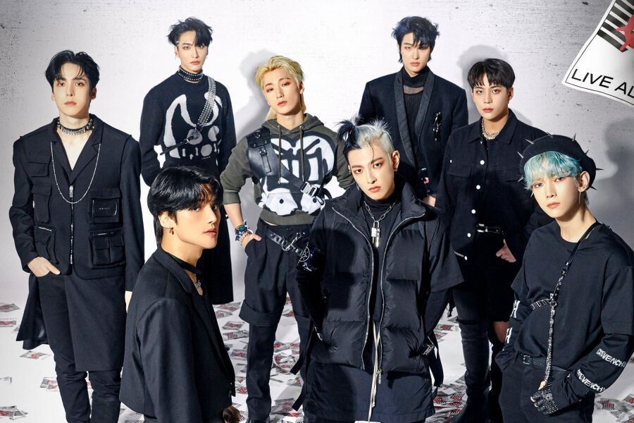 ATEEZ devient le 5e groupe masculin de K-Pop de l'histoire à entrer dans le top 3 du Billboard 200