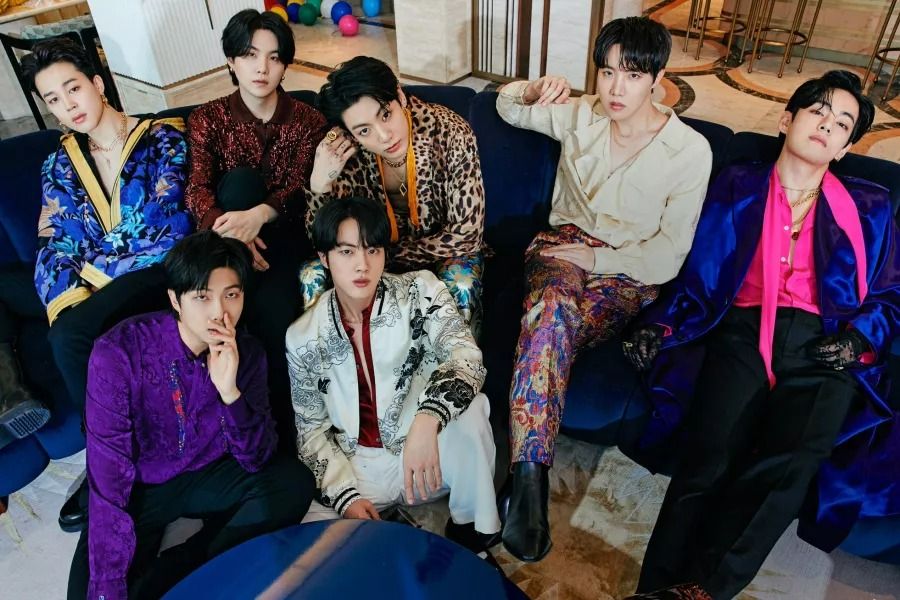 BTS devient le premier artiste masculin de l'histoire à dépasser les 70 millions d'abonnés YouTube