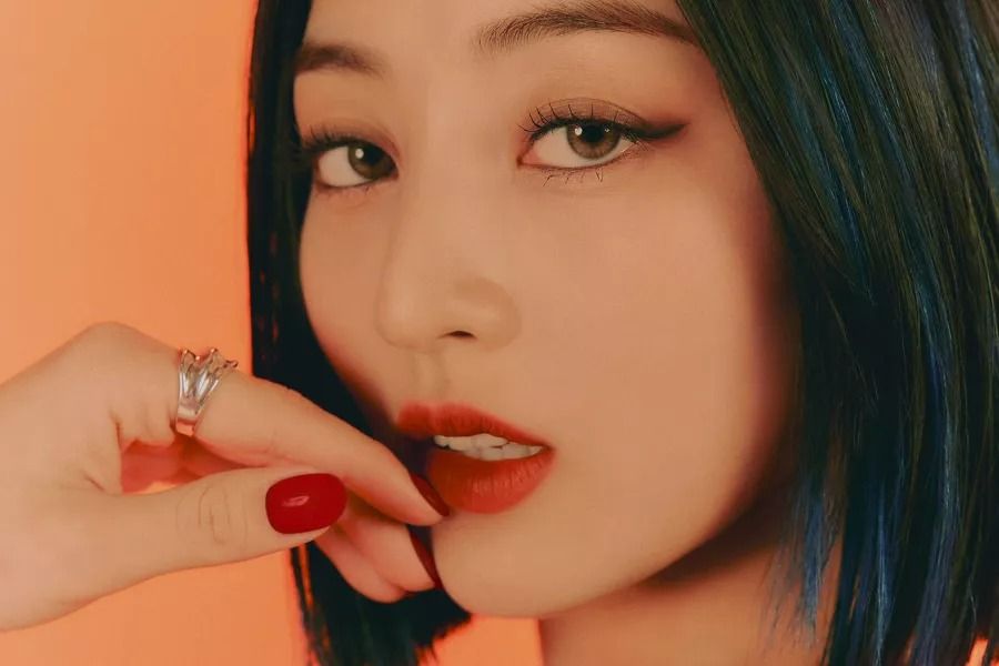 Jihyo de TWICE teste positif pour COVID-19 avant le retour du groupe