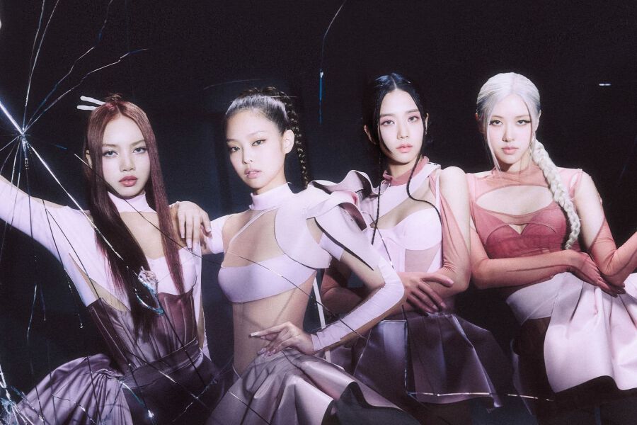 BLACKPINK devient la première artiste féminine à dépasser les 2 millions de précommandes avec 