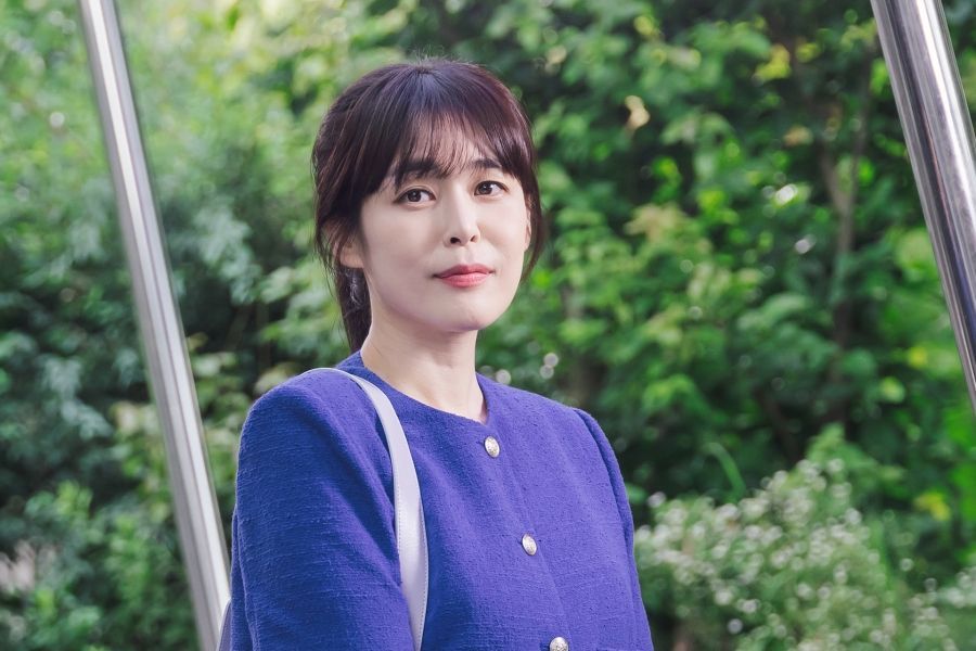 Lee Ha Na est la fille aînée avec un lourd fardeau dans le nouveau drame 