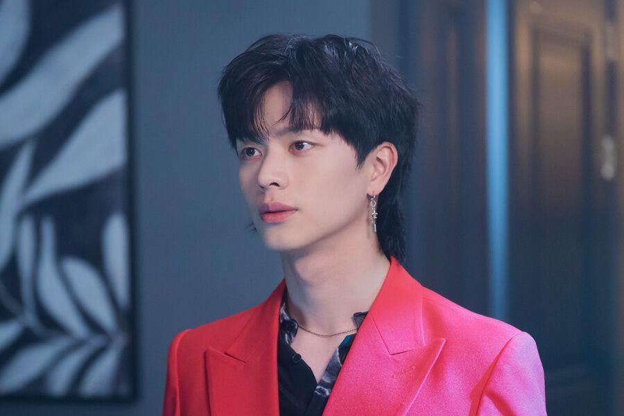 Yook Sungjae de BTOB est méconnaissable à son retour des États-Unis sur 