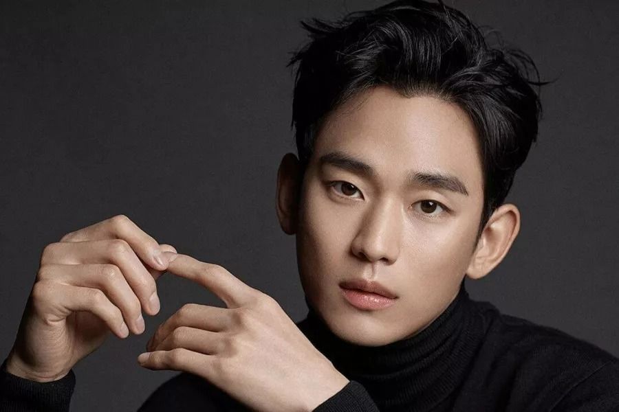 Il est confirmé que Kim Soo Hyun est en pourparlers pour un nouveau drame de l'écrivain 