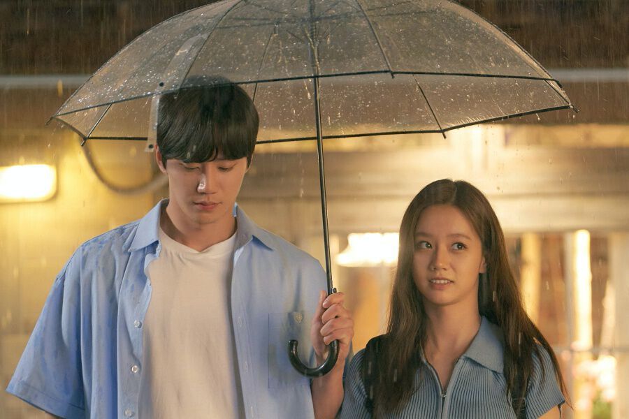 Hyeri et Lee Jun Young ressentent un changement dans leur relation sur 